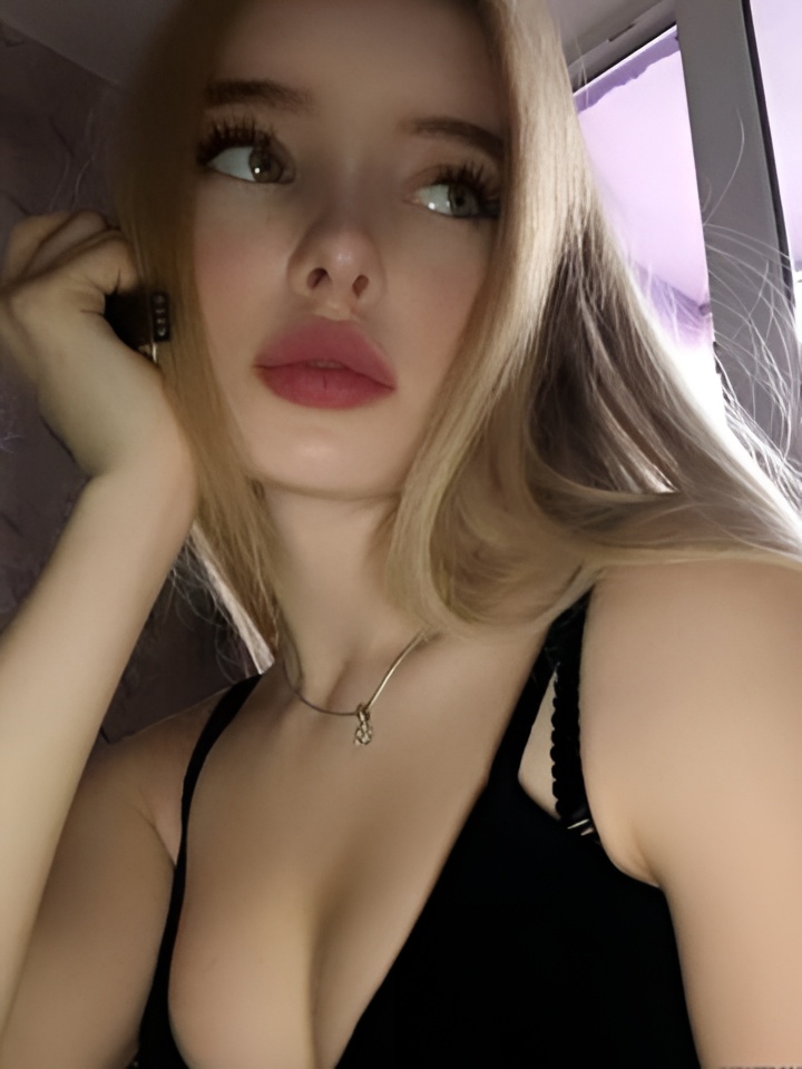 Индивидуалка Адель, доступна для личного знакомства от 10000 руб