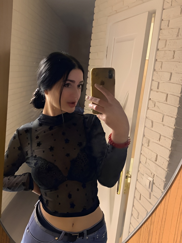 Алла привлекательная девушка из Новокубанска цена от 4000 руб