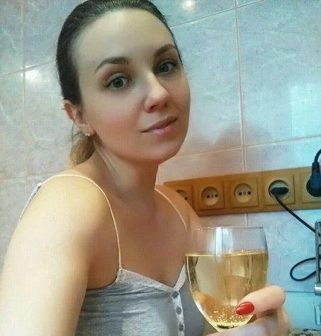 Надя привлекательная девушка из Новокубанска цена от 3500 руб