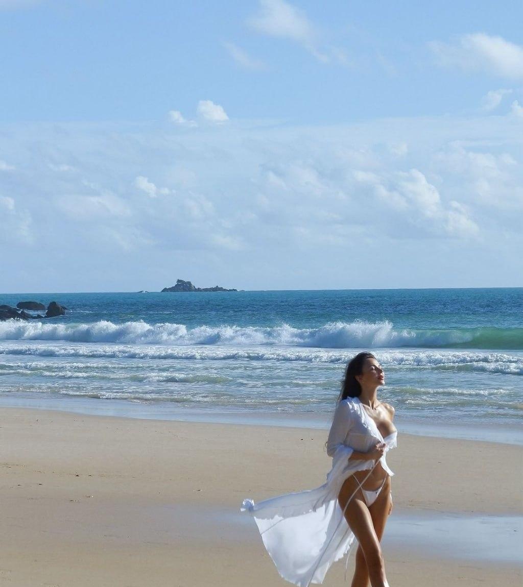 Снежана привлекательная девушка из Новокубанска цена от 6000 руб