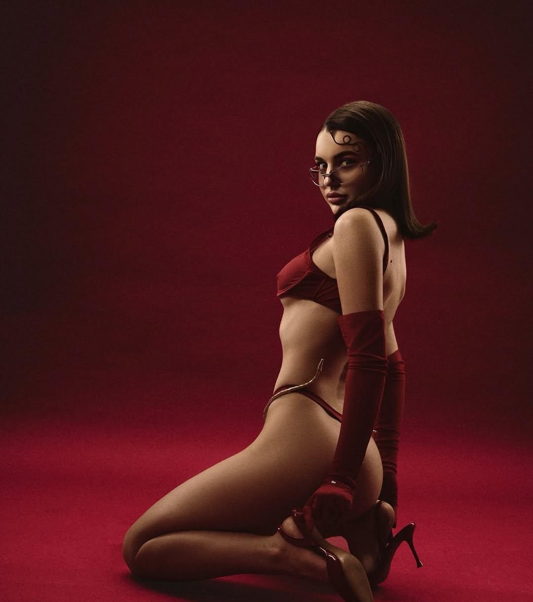 Ярослава привлекательная девушка из Новокубанска цена от 8000 руб