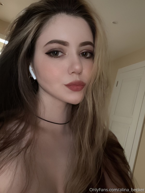 Света из Новокубанска