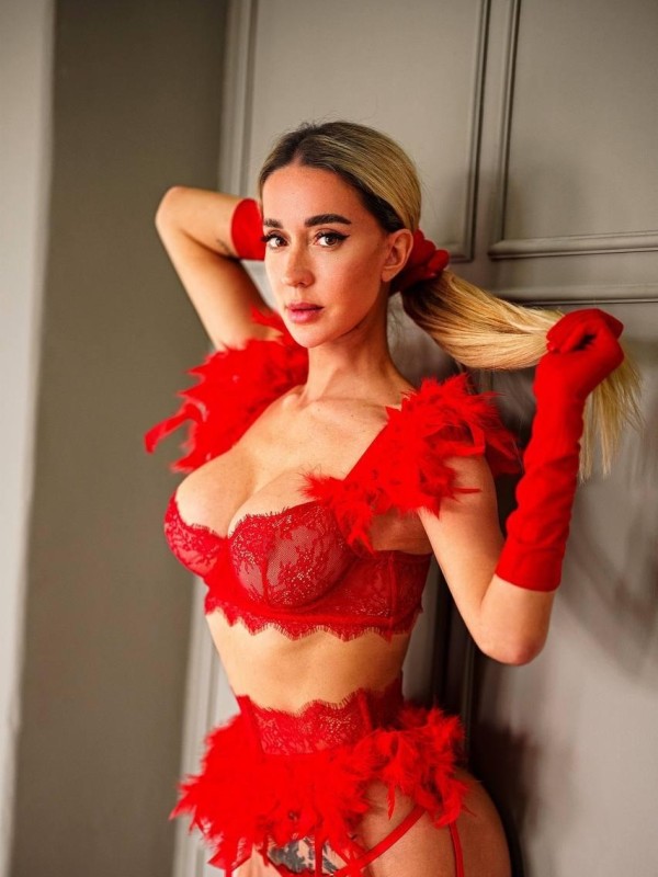 Ася из Новокубанска